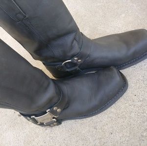 Men's Milwaukee boots